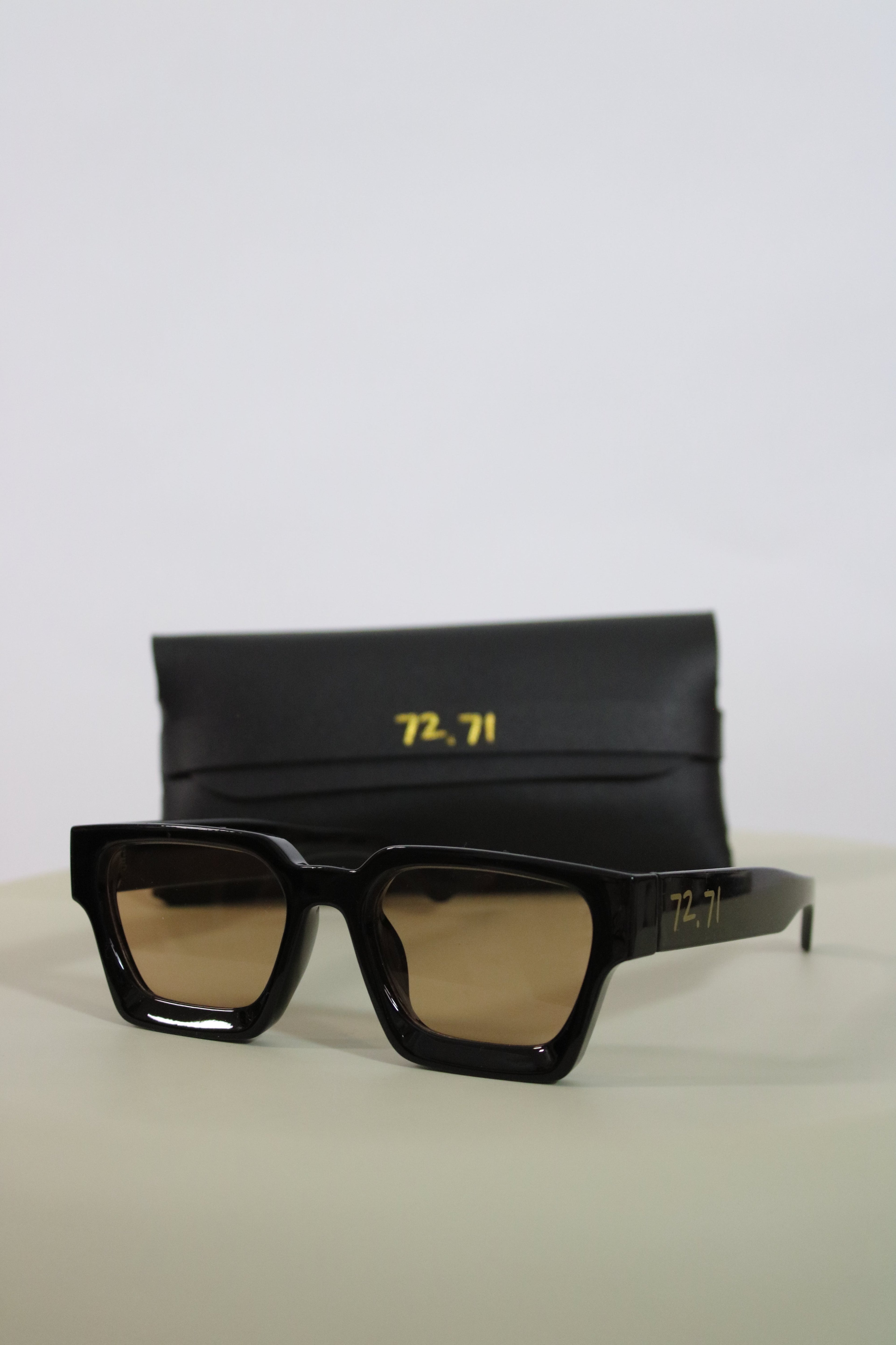 Sunglasses Black Brown
