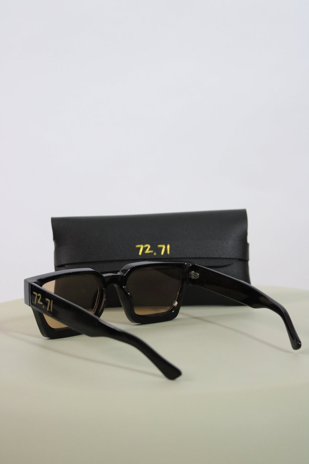 Sunglasses Black Brown