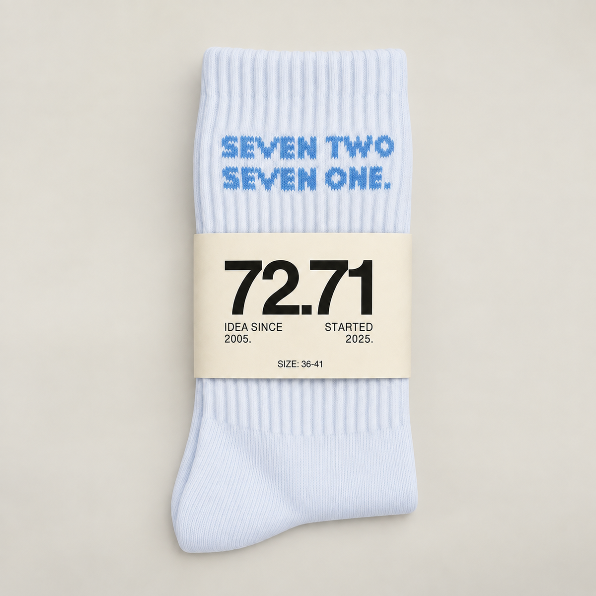 Blauwe signature sokken van 72.71 Clothing – productfoto