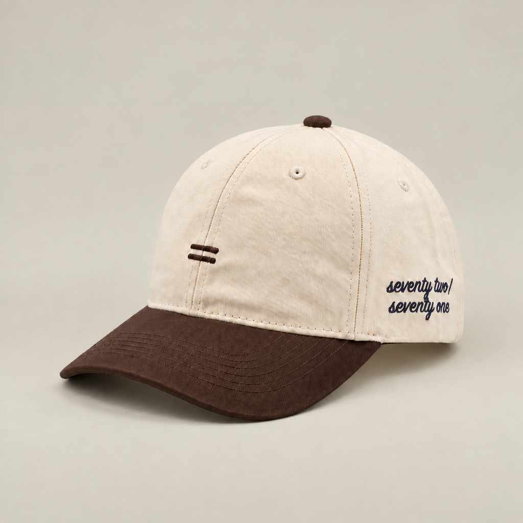 Cap crème met donkerbruine klep van 72.71 Clothing – productfoto
