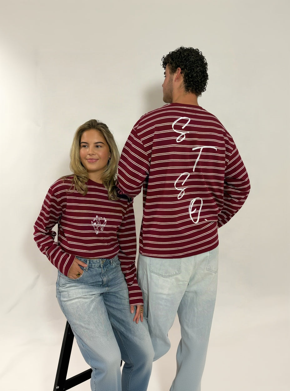 Gestreepte longsleeve bordeaux – Circle of Friends van 72.71 Clothing – twee modellen, voor- en achterkant